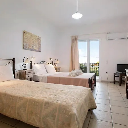 Apartment Yiannis 4 *