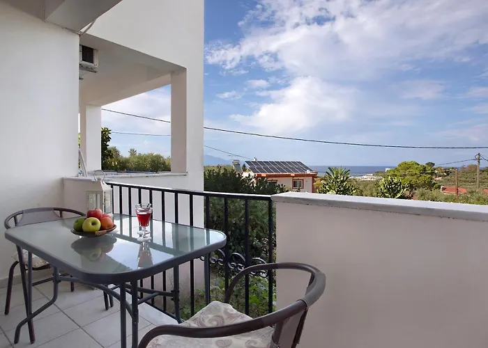 Yiannis 4 * Zakynthos