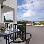 Yiannis 4 * Zákinthosz